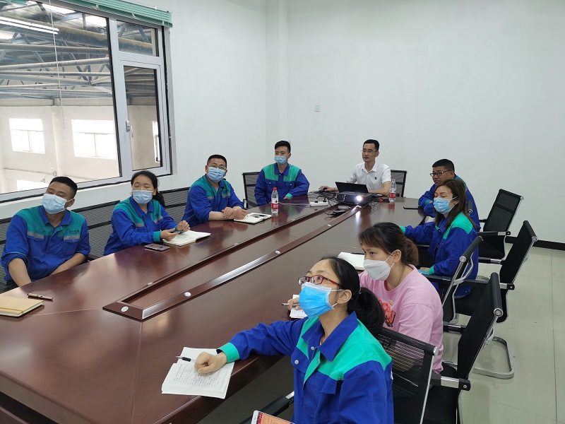 ������Ա��ʦ���ϻ������������Ϊ�ϳ�ػ���ˮ�������޹�˾������������ר�ⷨ�ɽ���